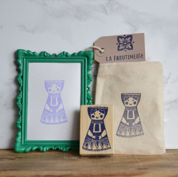 tampon poupee folklorique Birgitta