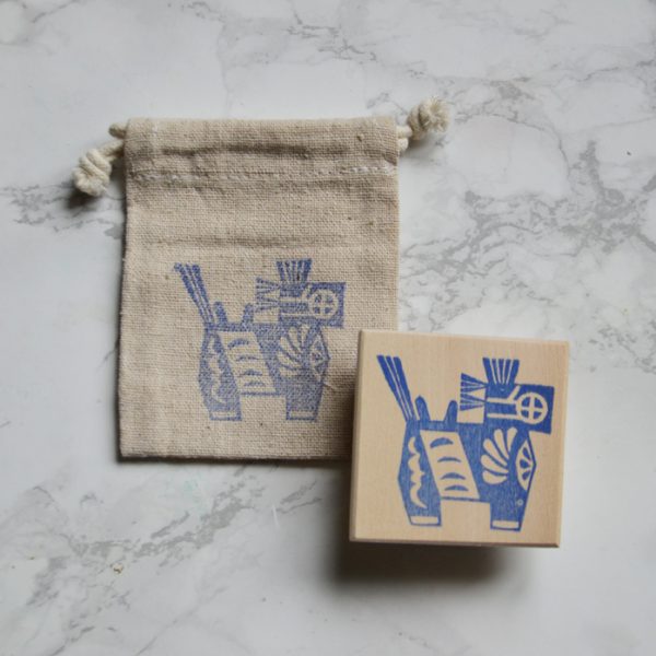 Tampon porte-bonheur japonais : Le cheval en bois