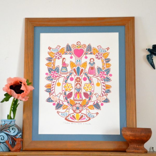 Gravure arbre de vie : tons de brique, gris, rose