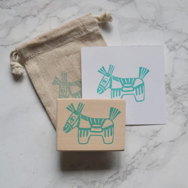 Tampon porte-bonheur japonais : Le cheval hariko