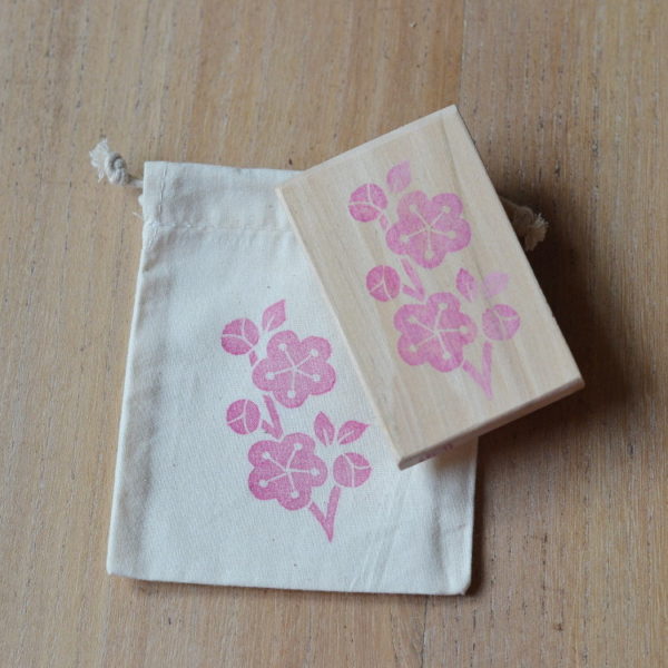 Tampon Japon : branche de cerisier en fleurs