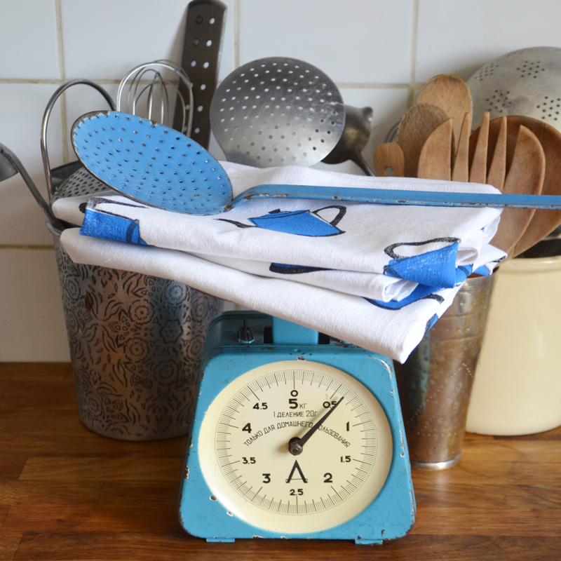 Des impressions textiles sur des torchons en coton