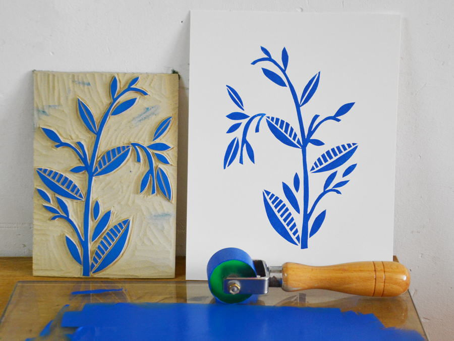 Gravures florales colorées